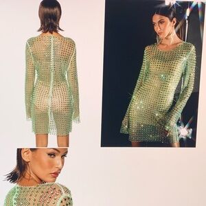 ISO Akira emerald city dress .Looking for this dress to buy